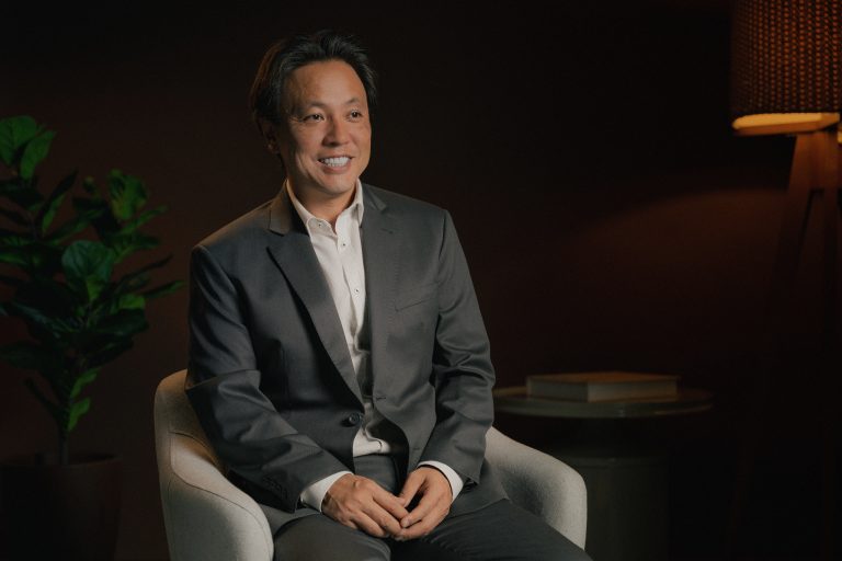 Dr. Mauricio Kajihara participa do Biografia© Documentário e destaca como a odontologia transforma vidas além do sorriso