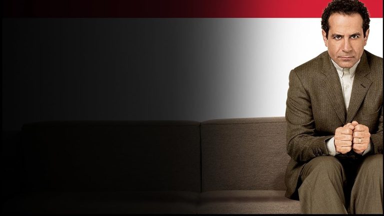 Monk: Um Detetive Diferente transforma vulnerabilidade em força em uma das séries policiais mais marcantes da TV